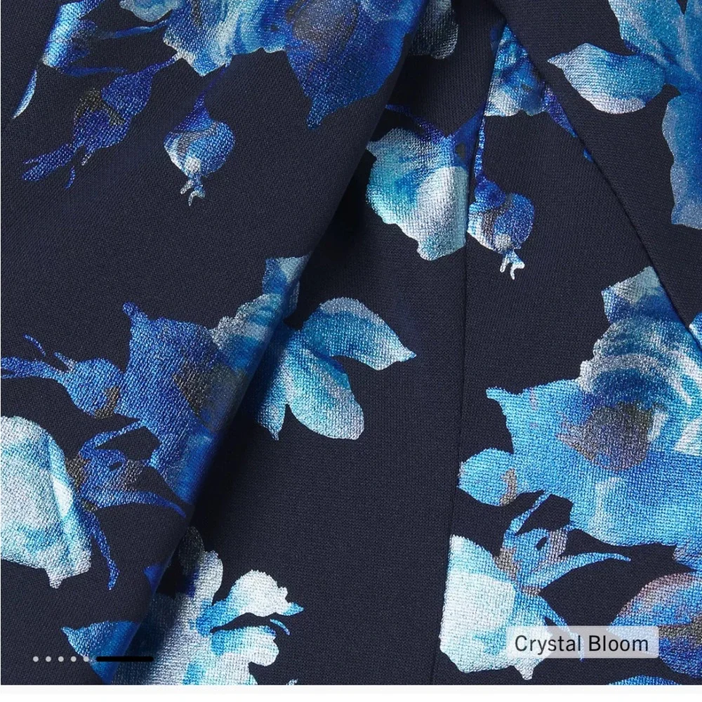 Black Halo metallic floral gown - Picture 4 of 8